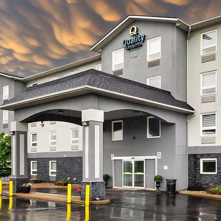 Quality Inn & Suites Grimsby Exterior foto